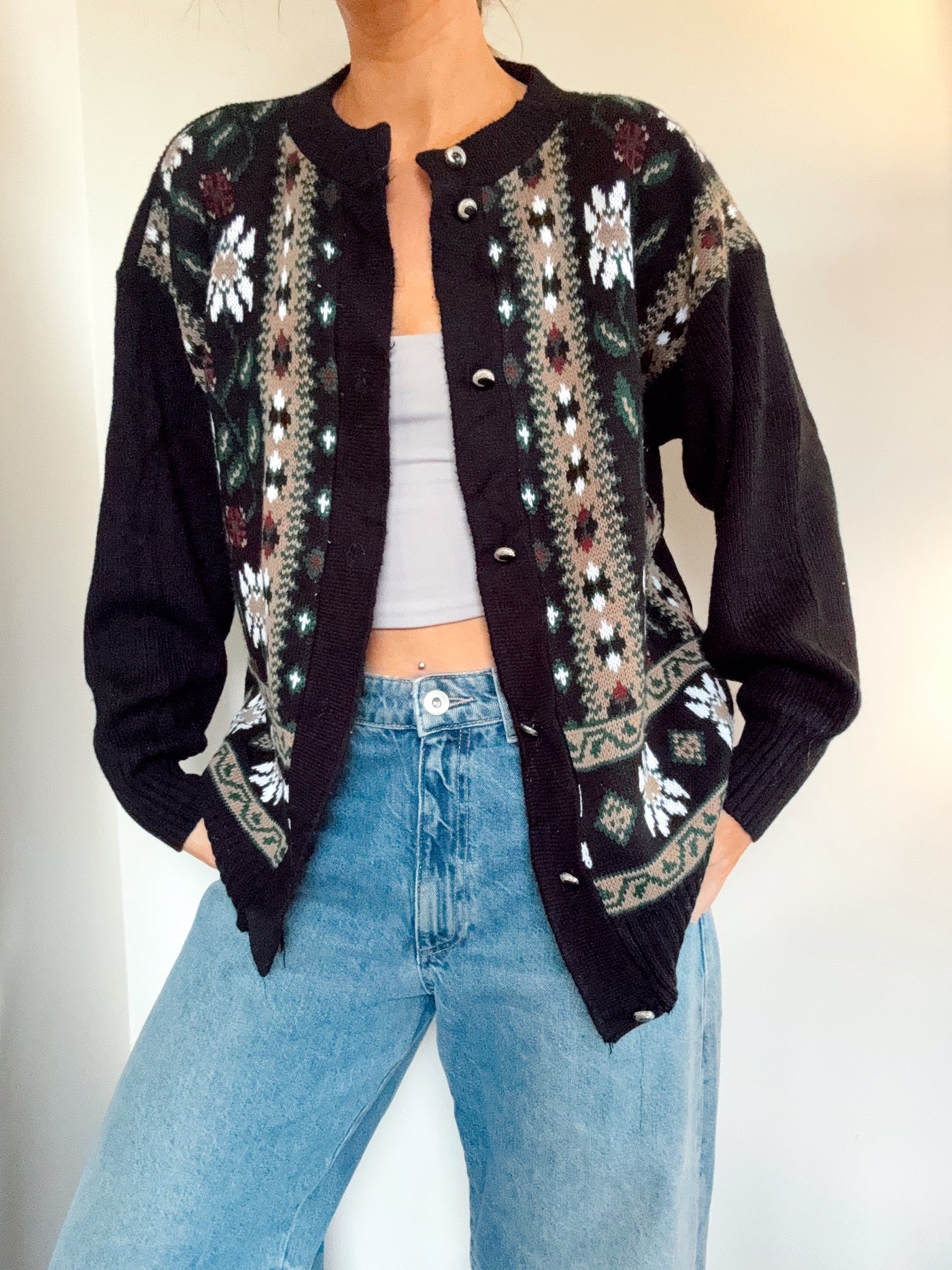 Vintage rust & daisy knit cardigan