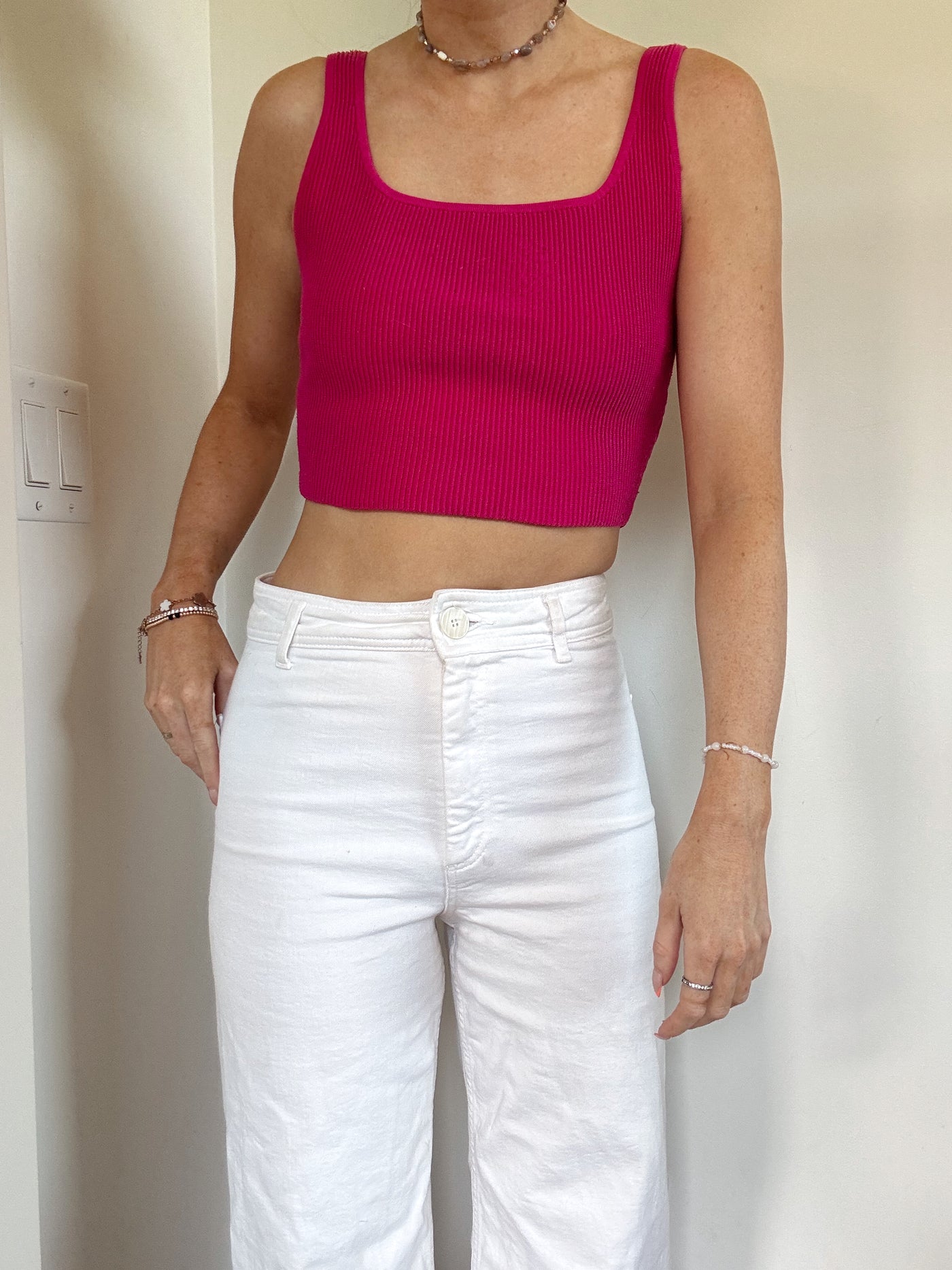 Pink Babaton Aritzia sculpt tank top