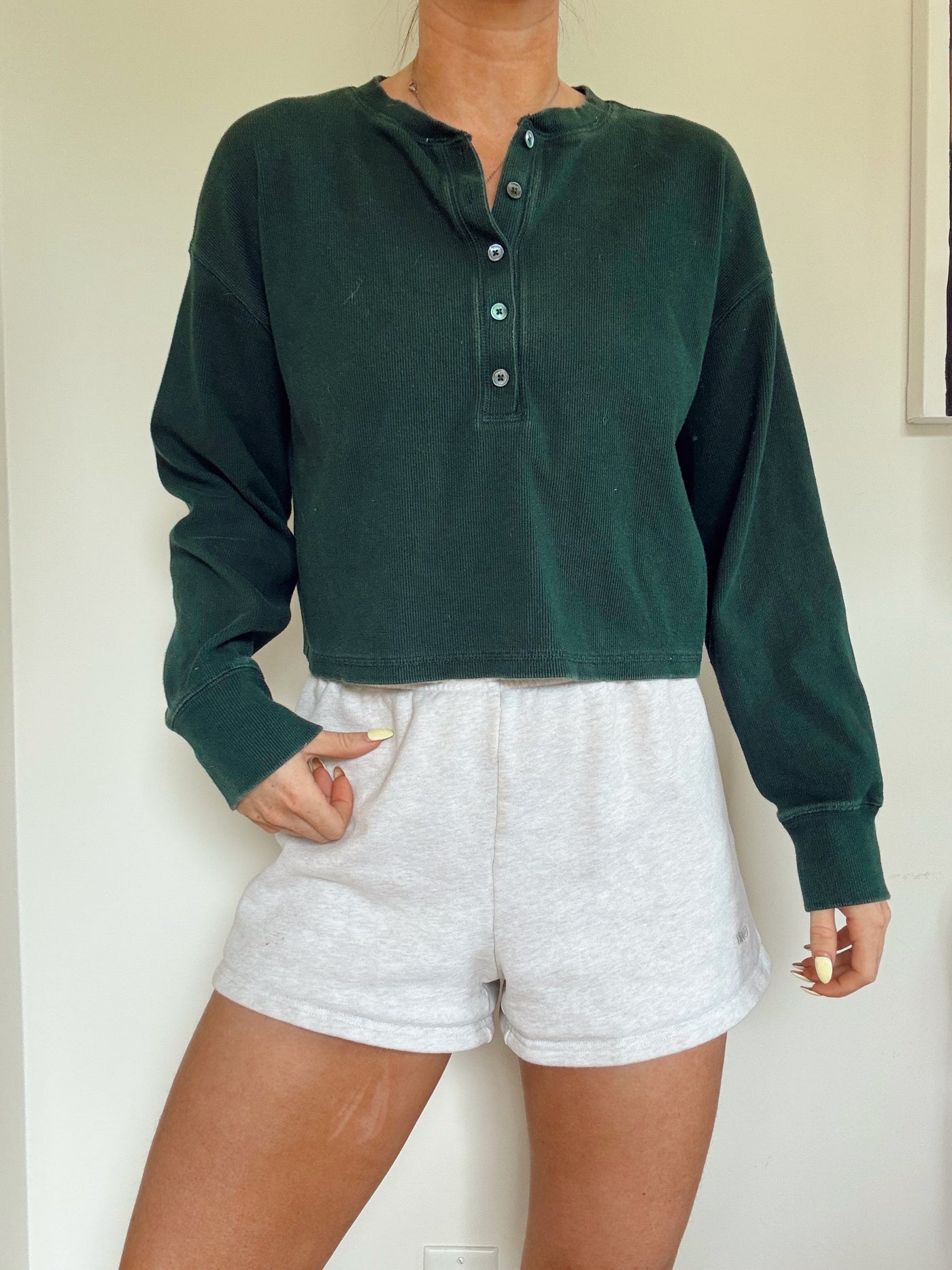 Wilfred free Aritzia Forrest green long sleeve
