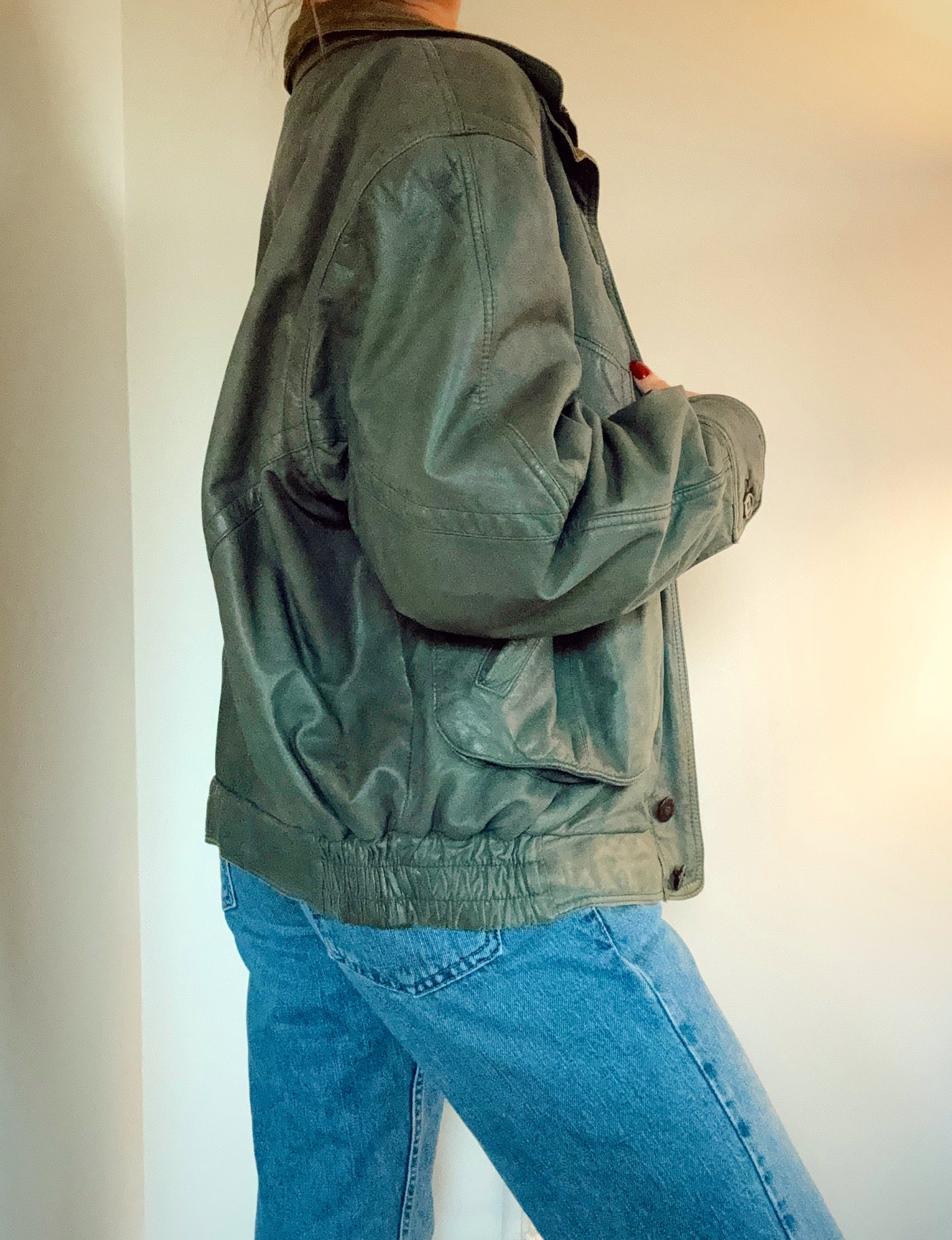 Vintage moss green bomber leather jacket