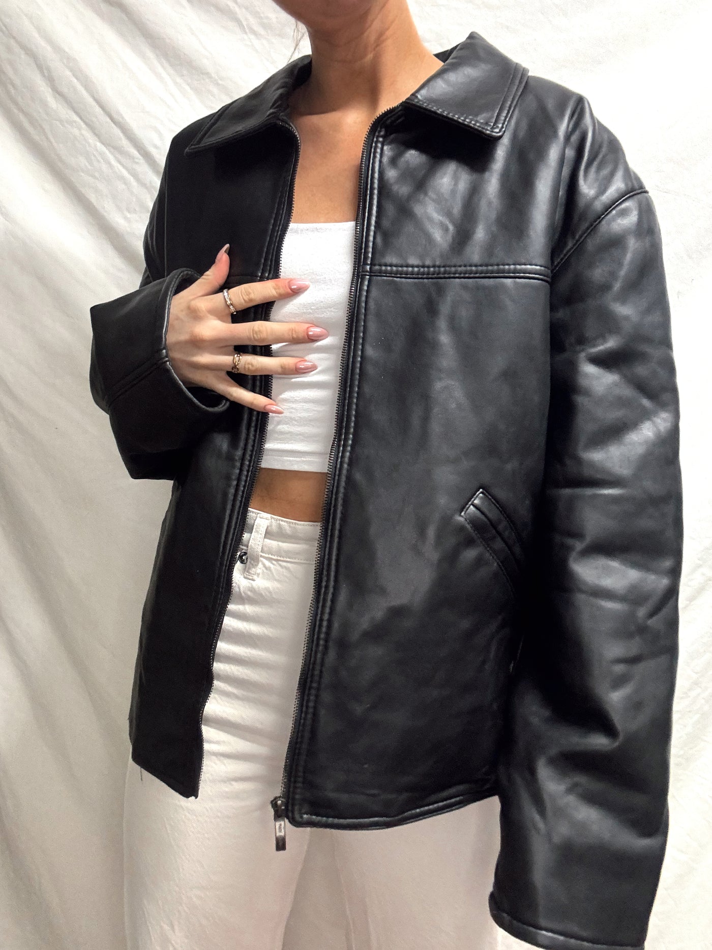 Vintage black zipper leather jacket