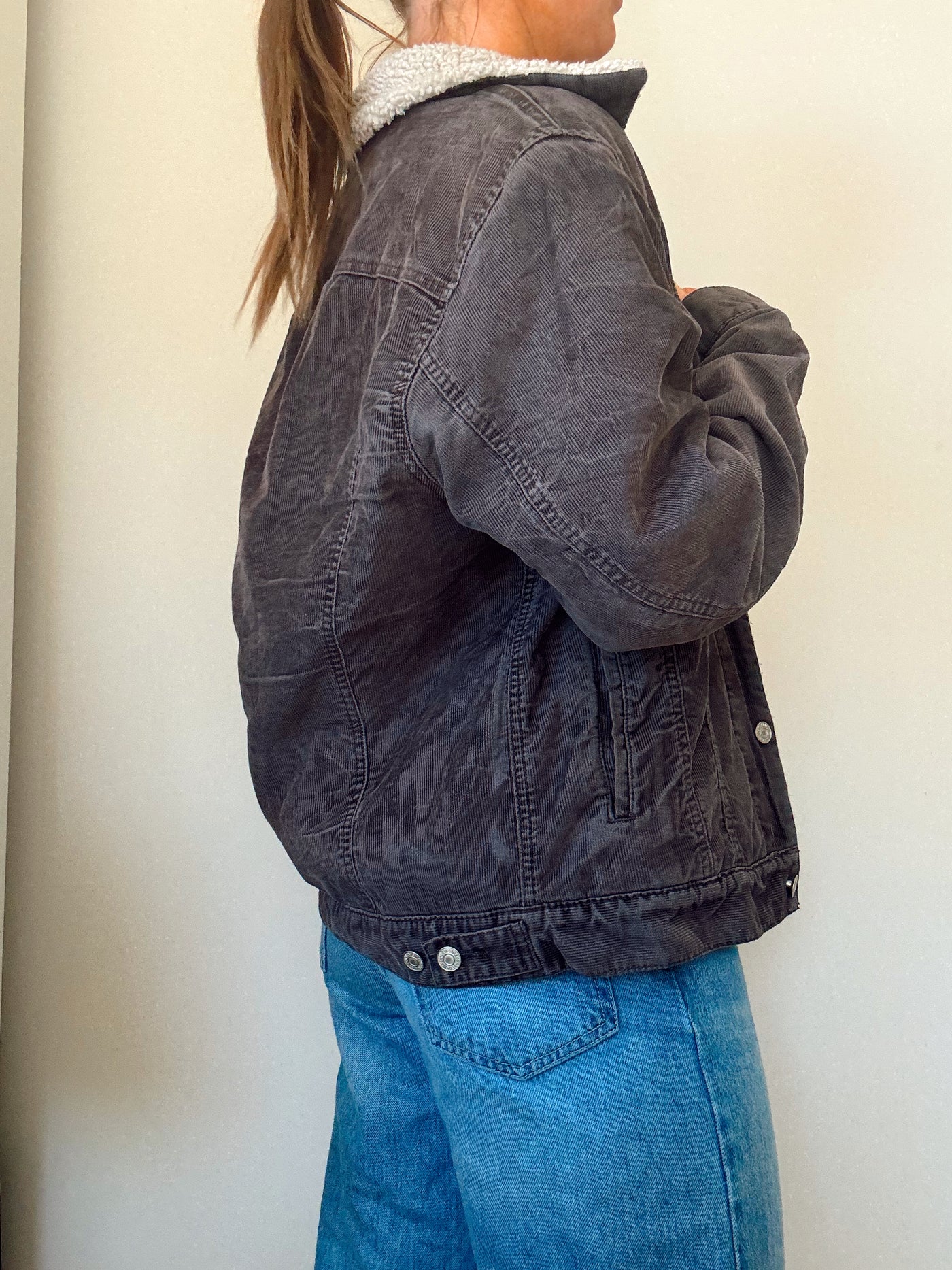 Levi’s corduroy grey Sherpa lined jacket