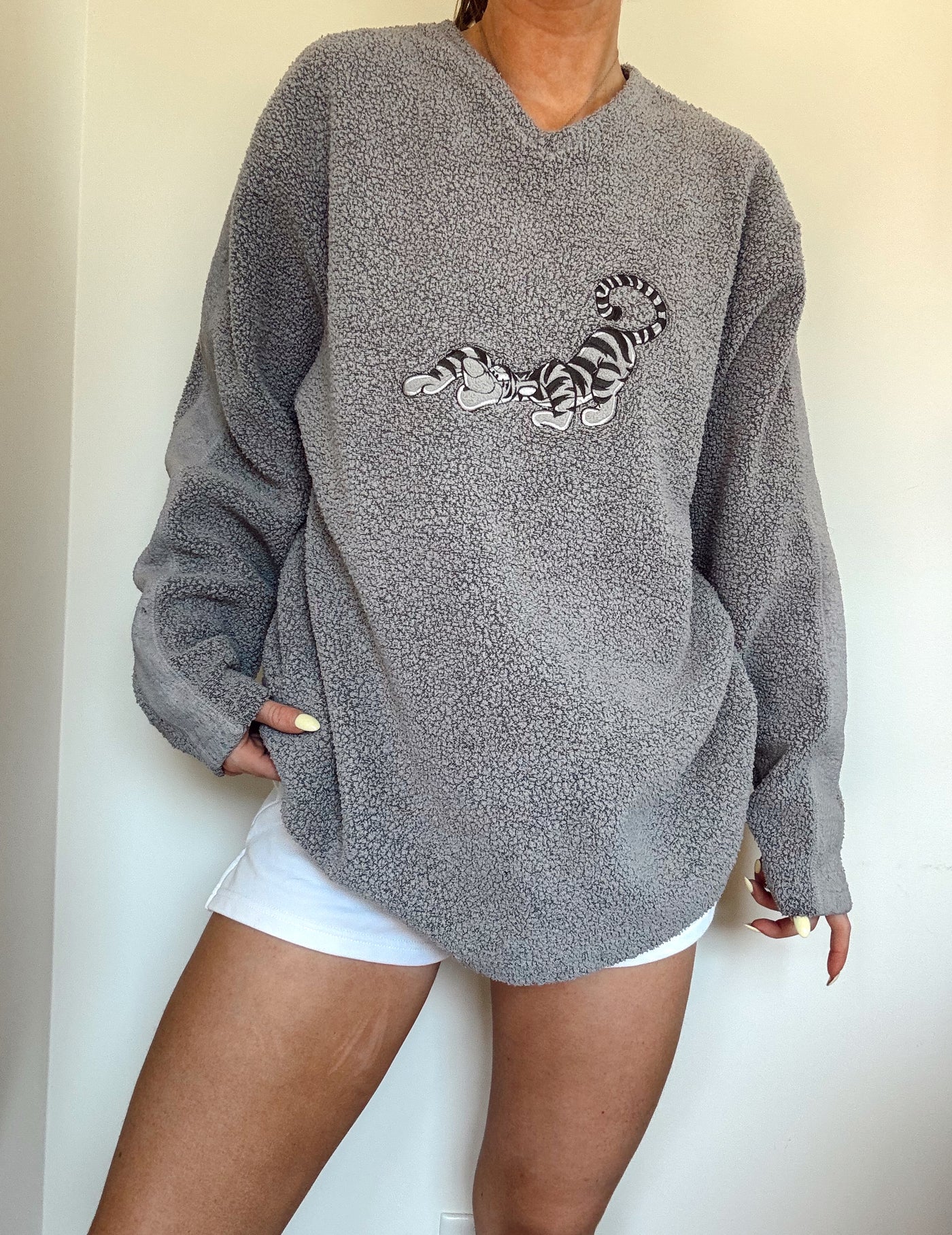 Vintage Disney fleece tigger grey crewneck