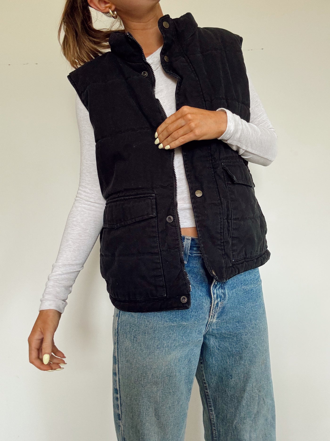 Black Dakota pleated vest