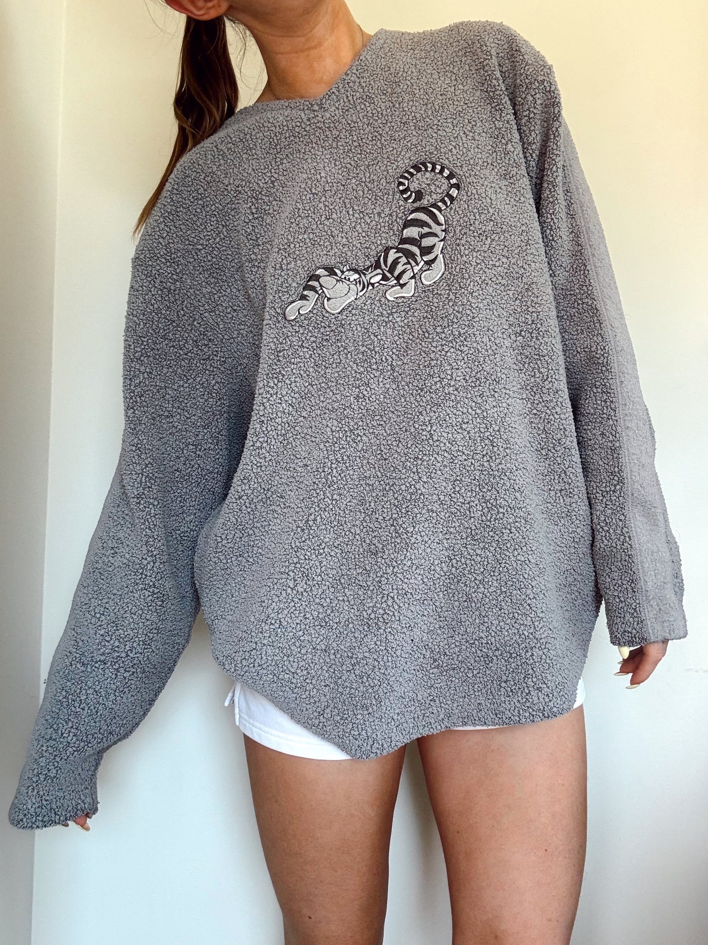 Vintage Disney fleece tigger grey crewneck