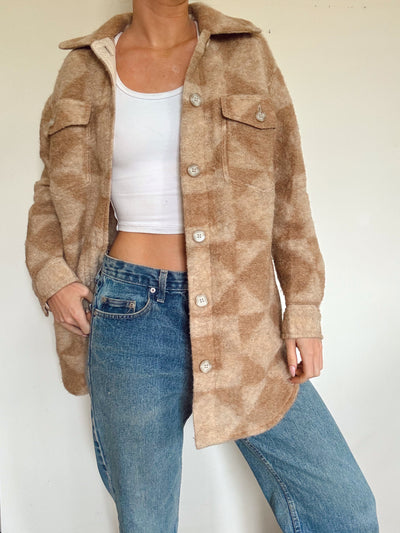 Wilfred free Aritzia Ganna two tone neutral brown shirt jacket
