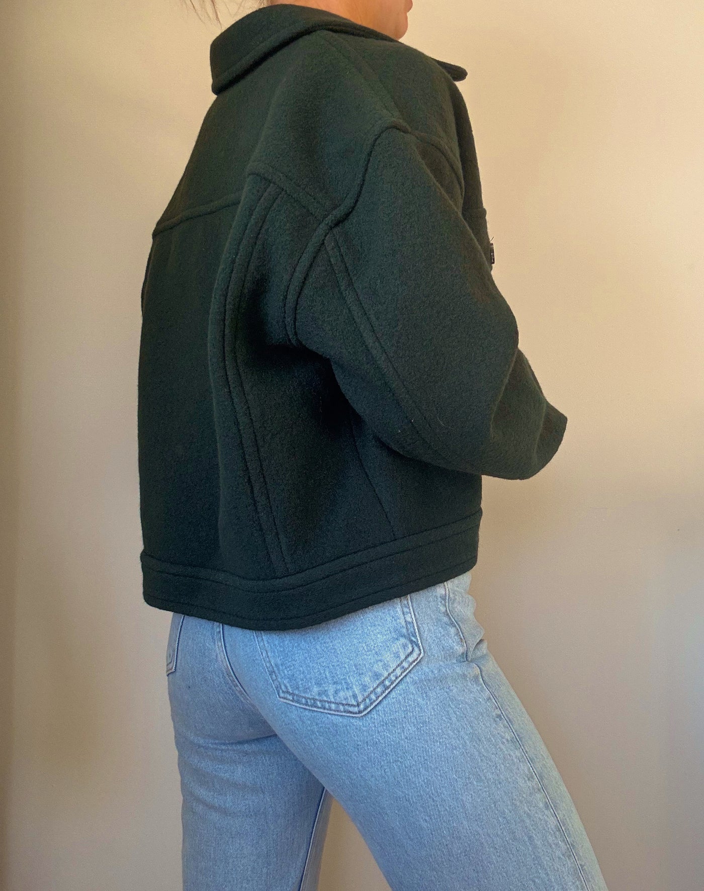 The Wilfred Aritzia Ganna shirt forest green jacket