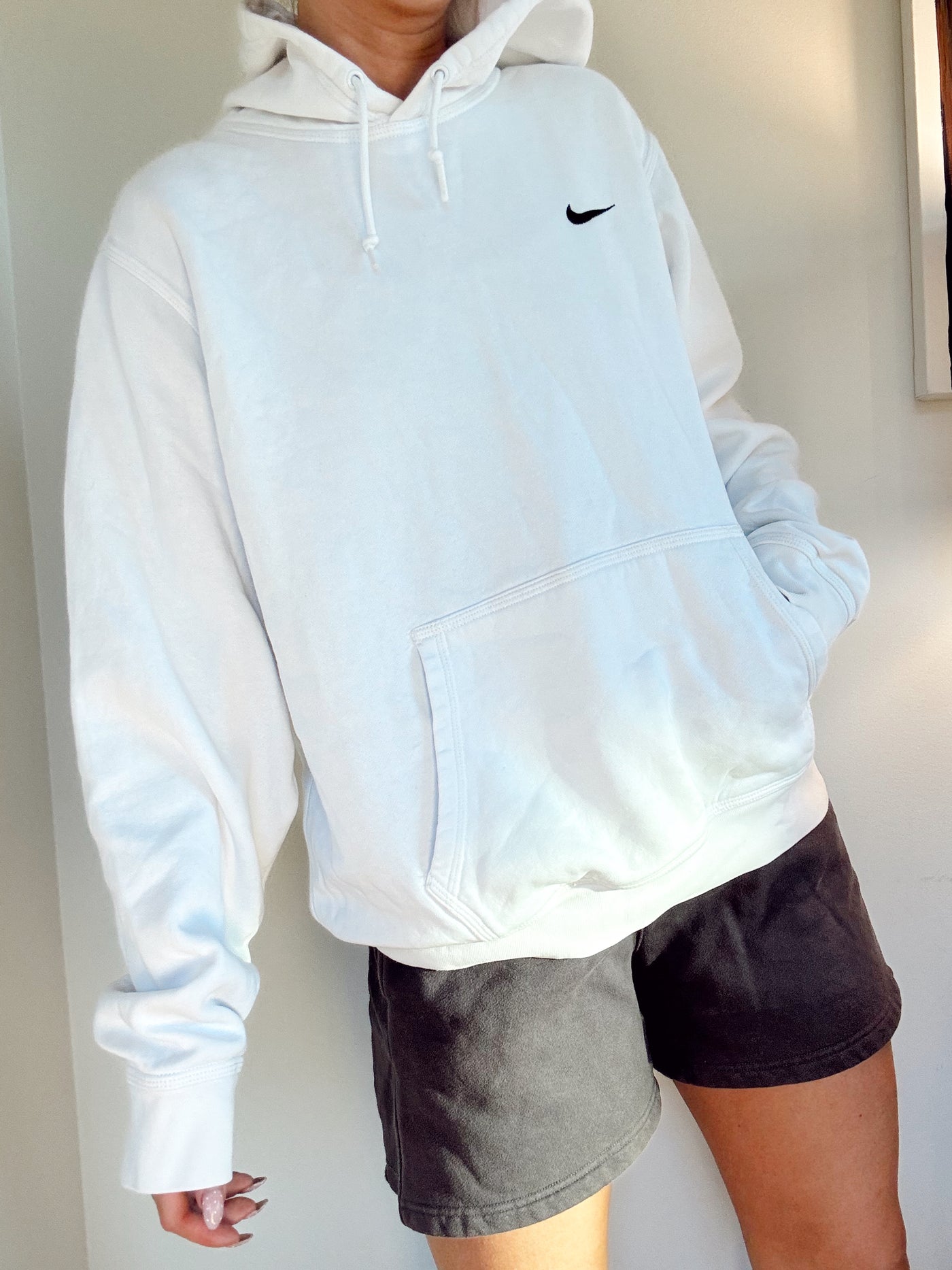 White Nike swoosh hoodie