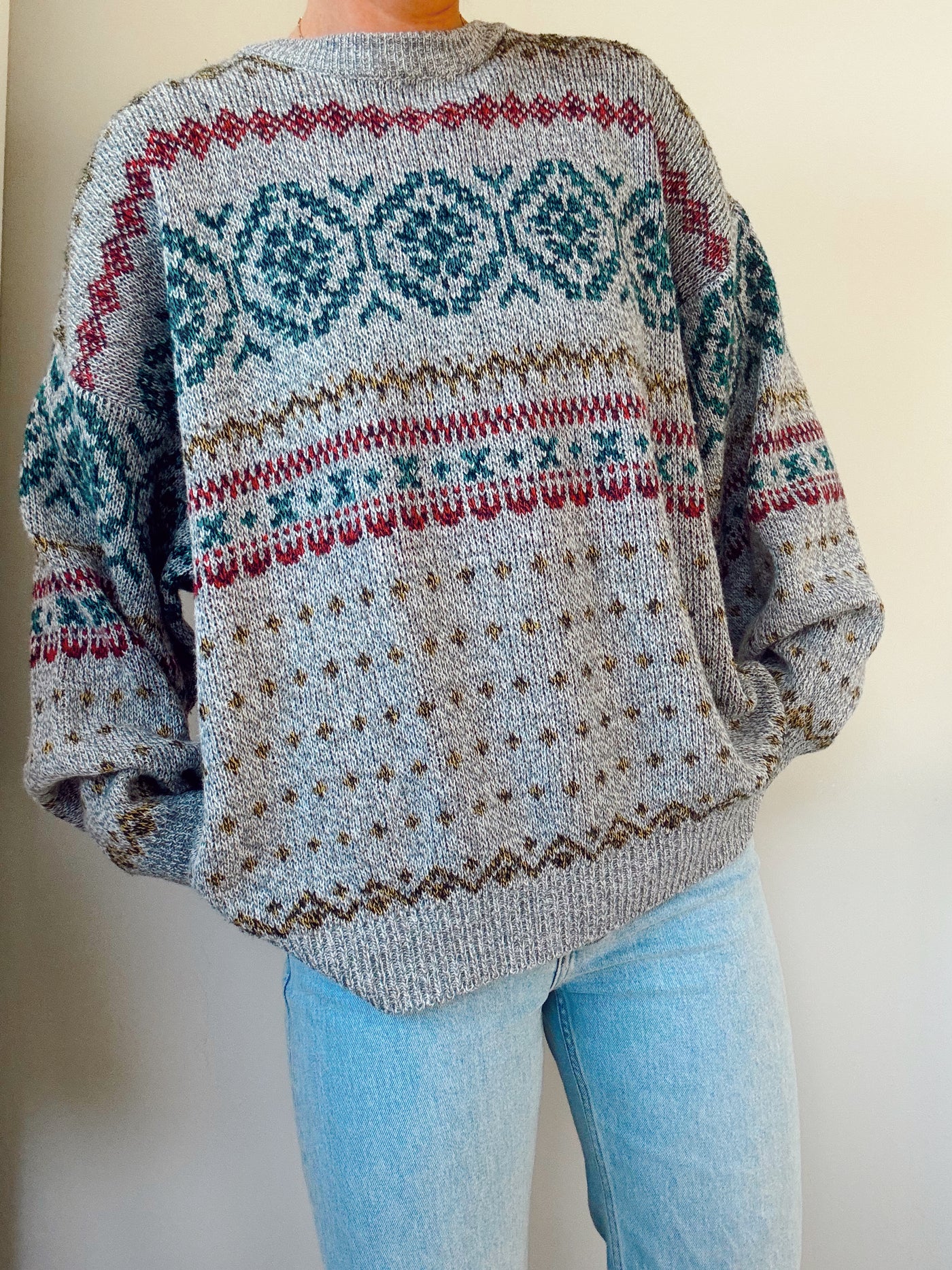 Vintage lakeside lodge knit sweater