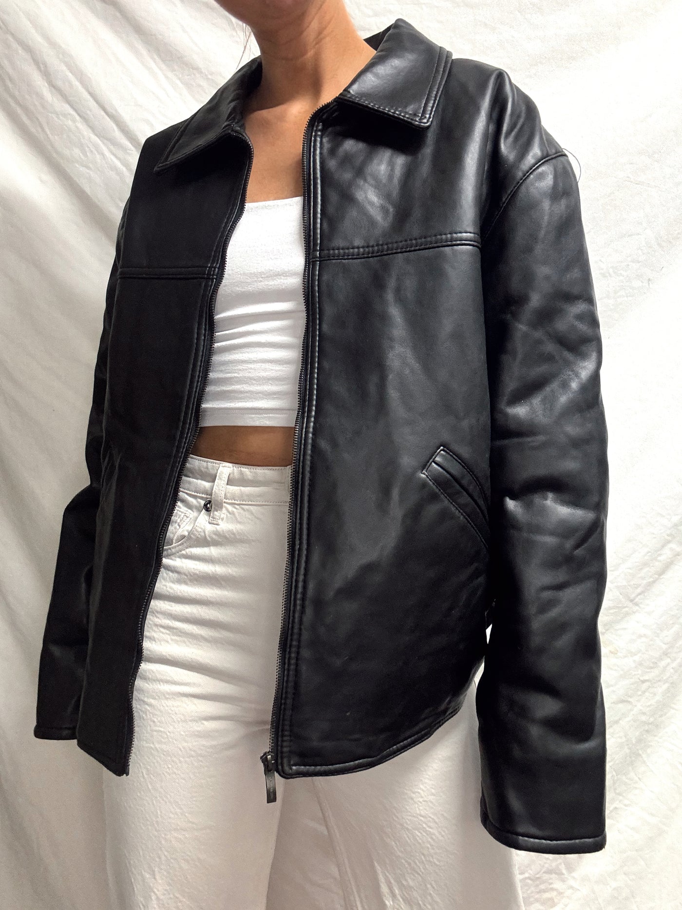 Vintage black zipper leather jacket