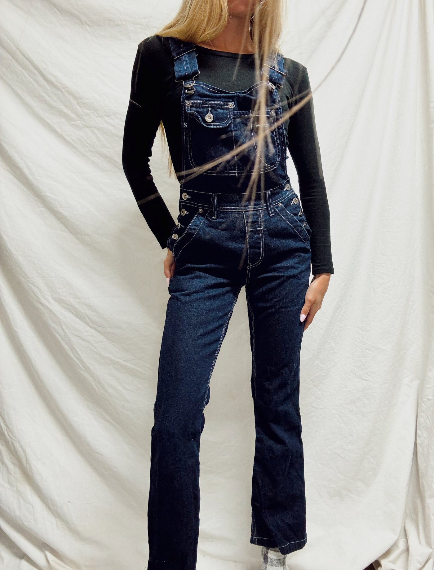 Vintage silver jeans dark wash overalls